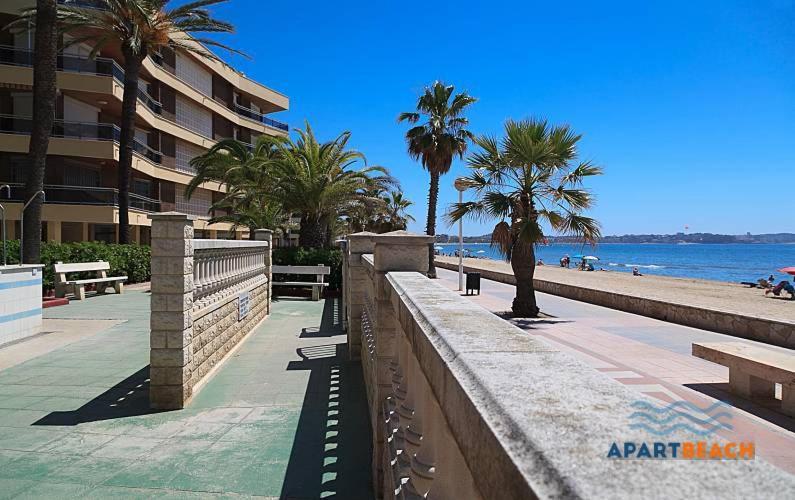 Appartamento Apartbeach Marina Playa Climatizado Y Vistas Playa Cambrils Esterno foto